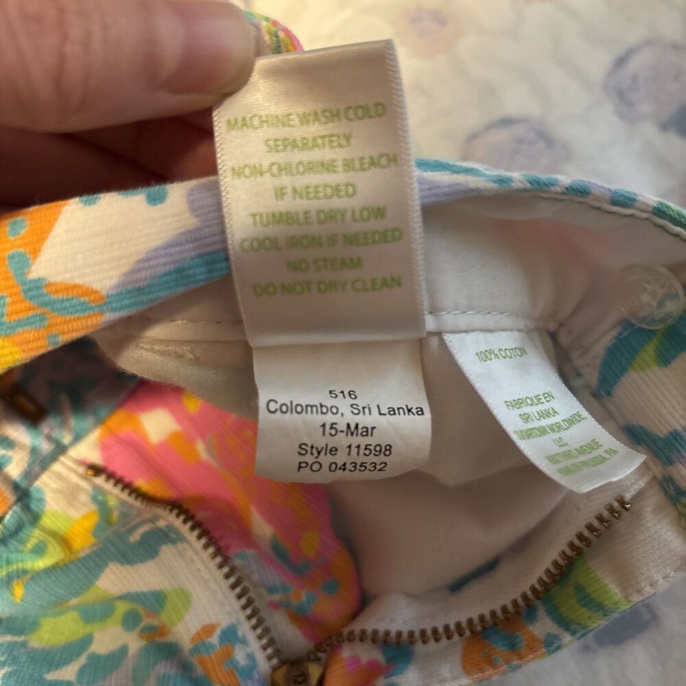 Lilly Pulitzer The Buttercup Short Women’s Size 2 - Picture 5 of 13